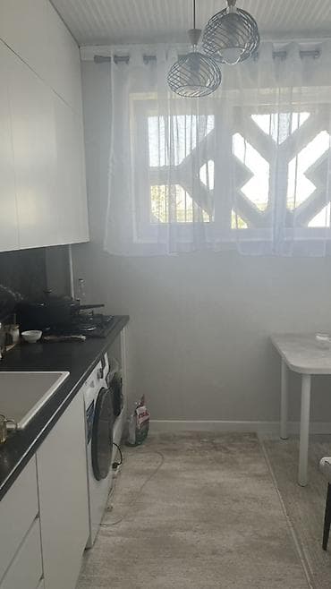 4 комнаты, 80 м², 106 серия, 6 этаж, Косметический ремонт — 9