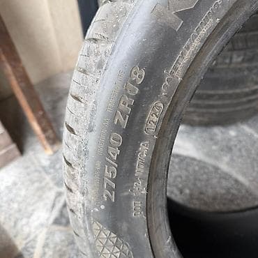 ручка скорости: Шины 275 / 40 / R 18, Лето, Б/у, Легковые, Kumho — 1
