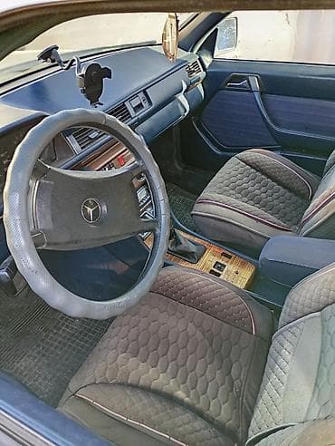 гур мерседес w211: Mercedes-Benz W124: 1988 г., 2.3 л, Кол менен иштөөчү, Дизель, Универсал — 3