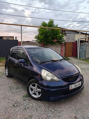 Honda Fit: 2002 г., 1.3 л, Вариатор, Бензин, Хетчбек