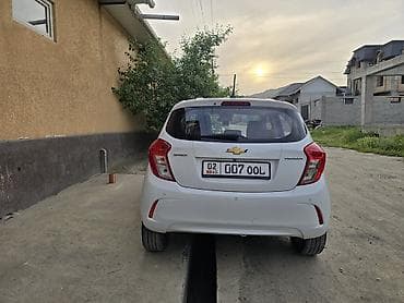 chery arrizo 8: Chevrolet Spark: 2018 г., 0.8 л, Автомат, Бензин, Хэтчбэк — 4
