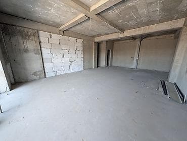 участ: Продажа магазинов В жилом доме, 58 м², Готовая ПСО (под самоотделку), Отдельный вход, 1 этаж — 3