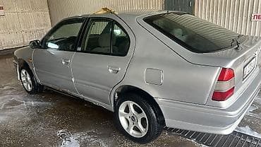 передний сиденья: Nissan Primera: 1995 г., 1.6 л, Ручные, Бензин, Седан — 3