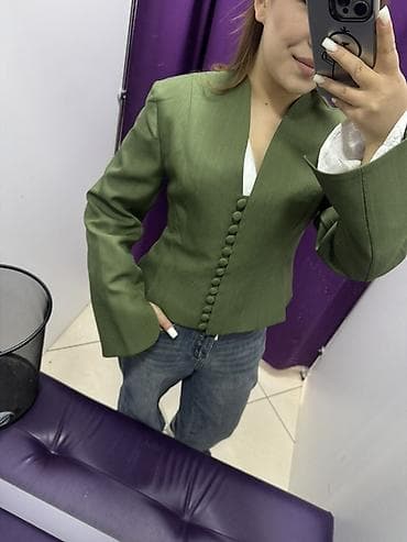 samsung a11: Жакет женский из плотной костюмной ткани в приглушённо‑оливковом — 2