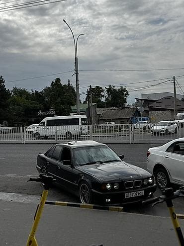 BMW 5 series: 1990 г., 2.5 л, Механика, Бензин, Седан — 2