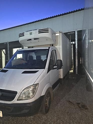 сидении на спринтер: Рефрижераторный фургон Mercedes‑Benz Sprinter - Тип: изотермический — 3