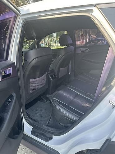 Hyundai Tucson: 2016 г., 1.7 л, Автомат, Дизель, Кроссовер — 7