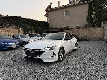 Hyundai Sonata: 2019 г., 2 л, Автомат, Бензин, Седан