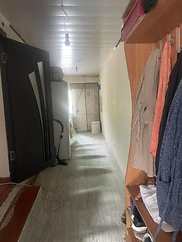 1 комната: Продается полдома, 3 комната Участок 3 Соток Бишкек *свердловский — 4
