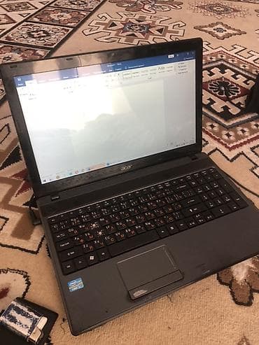 колонки для компа: Ноутбук Acer - Процессор: Intel Core i3 (наклейка Intel Inside Core — 2