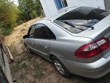 Унаа: Mazda 626: 2002 г., 2 л, Кол менен иштөөчү, Дизель, Седан — 3