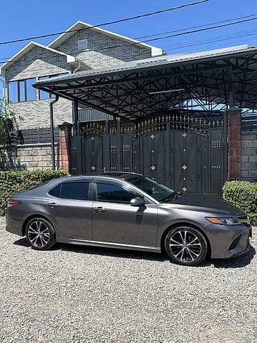 camry 5: Toyota Camry: 2018 г., 2.5 л, Автомат, Бензин, Седан — 2
