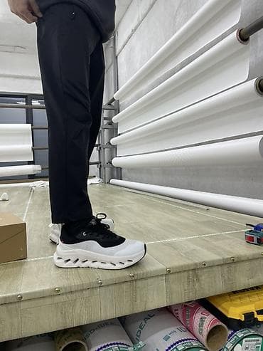 кроссовки мужские на зиму: Мужские кроссовки, 43, 44, Новый, цвет - Черный, Самовывоз, Платная доставка — 1