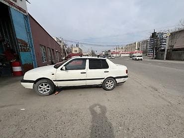 решетка венто: Volkswagen Vento: 1992 г., Седан — 4
