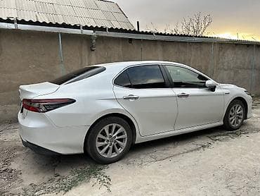 byd e2 2022: Toyota Camry: 2022 г., Вариатор, Гибрид, Седан — 4