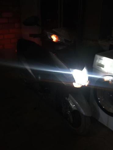 maxi скутер: Скутер (макси-скутер) серого цвета Ключевые особенности: - Кузов с — 3