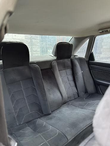 mini jack: Audi 100: 1993 г., 2.6 л, Механика, Седан — 4