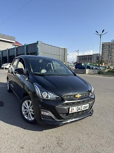 машина дешёвый: Chevrolet Spark: 2018 г., 1 л, Вариатор, Бензин, Хэтчбэк — 5