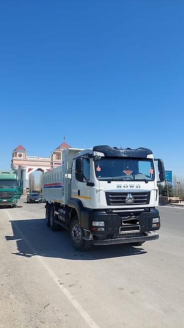 byd e6: Грузовик, Howo, Новый — 1