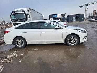 Hyundai Sonata: 2017 г., 2 л, Автомат, Газ, Седан — 4