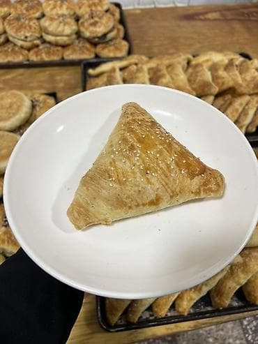 сомса: Самса из слоёного теста Оптом от 5 шт Состав Курица слоёное тесто — 2