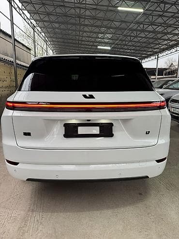 bid e2: Lixiang L7: 2024 г., 1.5 л, Автомат, Гибрид, Кроссовер — 5