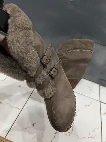 сапоги из натурального меха и кожи: Продаю зимние евро мех сапоги натуральные 36 размер б/у. Состояние — 1