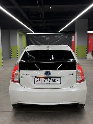 тайота приус 2015: Toyota Prius: 2015 г., Гибрид, Хэтчбэк — 5