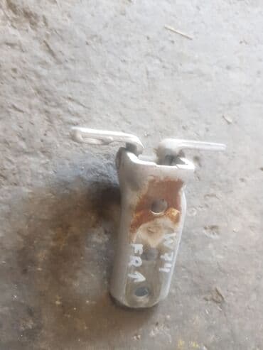 купить мицубиси паджеро спорт в бишкеке: Mitsubishi Pajero 3 петля дверная Митсубиси Паджеро 3 Передние петли — 1