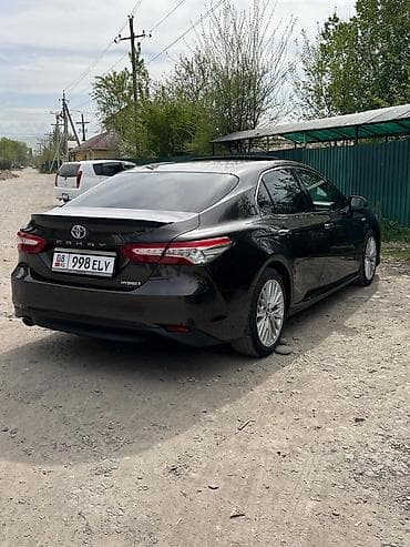 gac aion v plus: Toyota Camry: 2018 г., 2.5 л, Автомат, Гибрид, Седан — 2