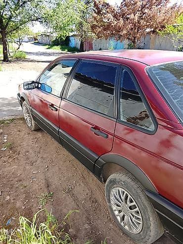 audi c4: Volkswagen Passat: 1989 г., Механика, Газ, Седан — 4