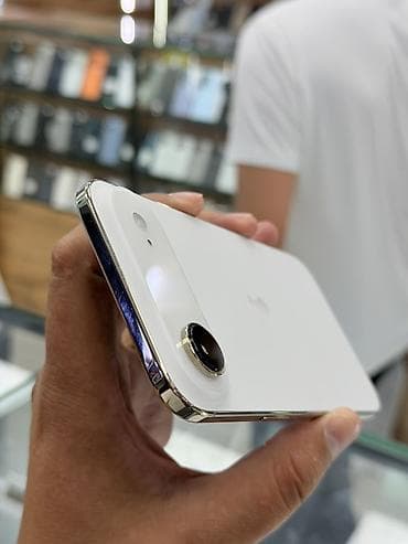 iphone osh: IPhone Air, Б/у, 512 ГБ, Белый, Коробка, 97 % — 10