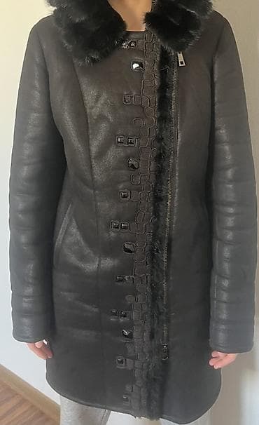 овчина: Женская дублёнка с капюшоном, чёрная, удлинённая. Размер 46-48 - — 2