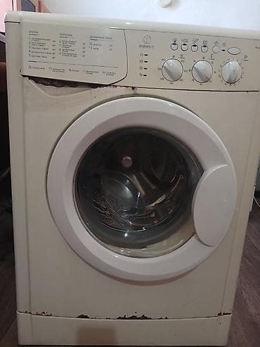 Стиральная машина Indesit фронтальная, серия WIL. Полностью рабочая at lalafo.kg Стиральная машина Indesit фронтальная, серия WIL. Полностью рабочая