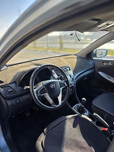 тайота ед: Hyundai Solaris: 2011 г., 1.6 л, Механика, Бензин, Седан — 7