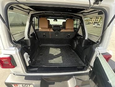 танк: Jeep Wrangler: 2020 г., 2 л, Автомат, Бензин, Внедорожник — 7