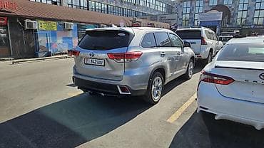 90: Toyota Highlander: 2018 г., 3.5 л, Вариатор, Гибрид, Кроссовер — 3