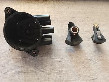 step 2: Крышка трамблёра с бегунком на Subaru Legacy I - Комплект: крышка — 2
