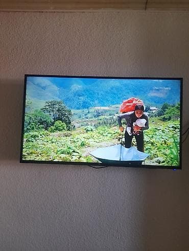 ТВ и видео: Телевизор LED, диагональ около 40–43". Особенности: - Тонкие — 1
