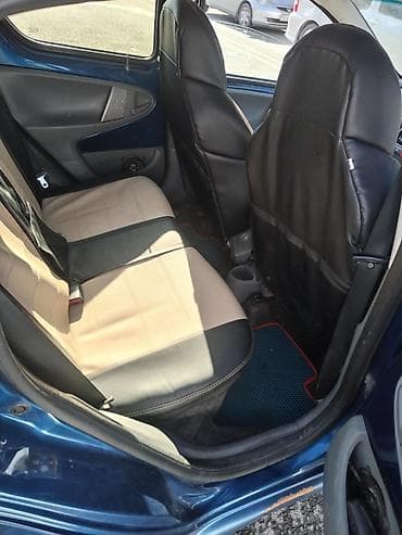 Продажа авто: Toyota Aygo: 2008 г., 0.1 л, Ручные, Бензин, Хэтчбэк — 3