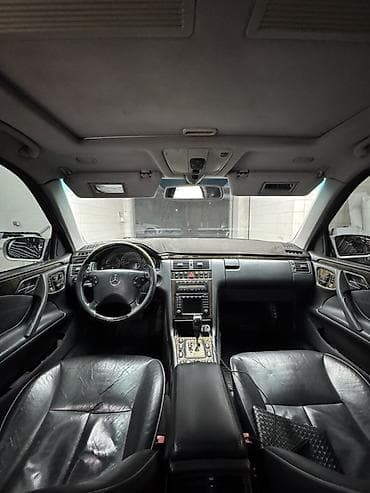 авто выхлоп: Mercedes-Benz E-Class: 2001 г., 4.3 л, Типтроник, Бензин, Седан — 10