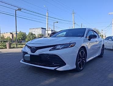 Toyota Camry: 2019 г., 2.5 л, Вариатор, Гибрид, Седан — 1