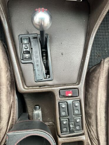 Ковролин: BMW 7 series: 1990 г., 3 л, Автомат, Бензин, Седан — 8