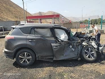 tayota 4 runner: Toyota RAV4: 2018 г., Автомат, Бензин, Кроссовер — 2