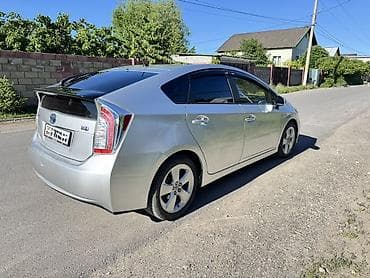 ключ на приус: Toyota Prius: 2015 г., 1.8 л, Робот, Гибрид, Хэтчбэк — 4