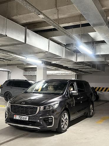 Kia Carnival: 2018 г., 3.3 л, Автомат, Бензин, Минивэн — 1