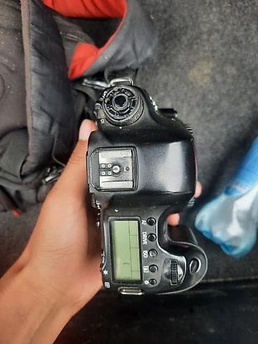 video camera: Canon EOS 6D — полнокадровая зеркальная камера (тушка) Основные — 4