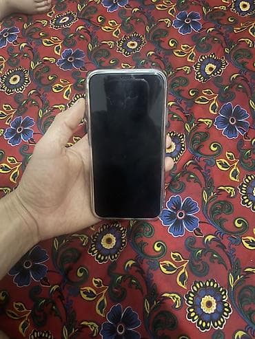 Компьютеры, ноутбуки и планшеты: IPhone 11, Новый, 64 ГБ, Серебристый, Чехол, 75 % — 2