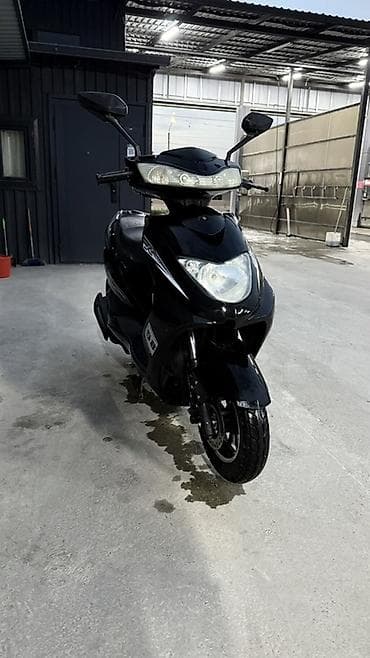 скутеры велосипеды: Скутер City 50/80 (аналог Honda Dio/ZX) в стильном черном цвете — 1