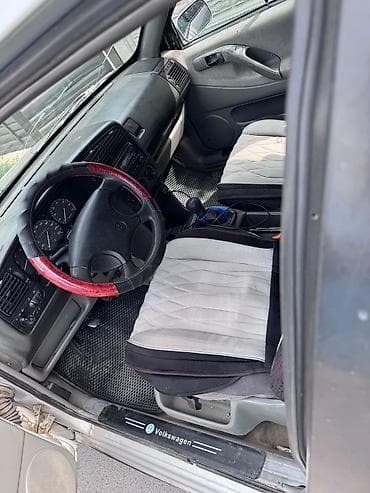 Транспорт: Volkswagen Passat: 1994 г., 1.8 л, Механика, Бензин, Седан — 5